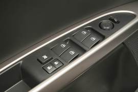 2011款风神H30试驾实拍