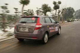 2011款风神H30试驾实拍