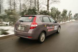 2011款风神H30试驾实拍