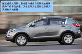 2011款起亚智跑2.0