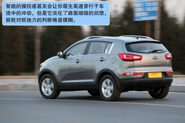 2011款起亚智跑2.0