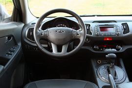 2011款起亚智跑2.0