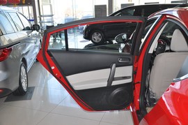 2011款马自达睿翼2.0L精英版