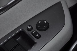 2011款马自达睿翼2.0L精英版