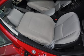 2011款马自达睿翼2.0L精英版