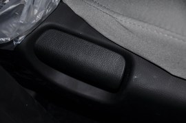 2011款马自达睿翼2.0L精英版