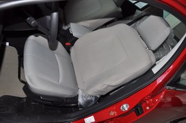 2011款马自达睿翼2.0L精英版