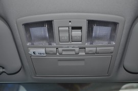 2011款马自达睿翼2.0L精英版