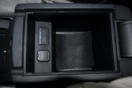 2011款马自达睿翼2.0L精英版