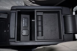 2011款马自达睿翼2.0L精英版