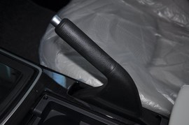 2011款马自达睿翼2.0L精英版