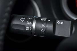 2011款马自达睿翼2.0L精英版