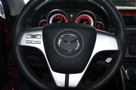 2011款马自达睿翼2.0L精英版