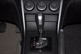 2011款马自达睿翼2.0L精英版