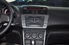 2011款马自达睿翼2.0L精英版