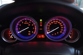 2011款马自达睿翼2.0L精英版