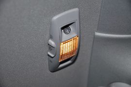 2010款大众甲壳虫1.8T墨橘版豪华型