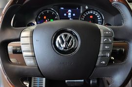 2011款大众辉腾3.6L