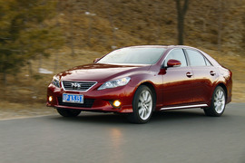 丰田锐志深度测试