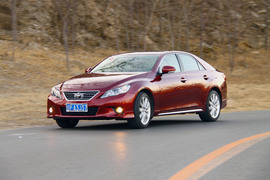 丰田锐志深度测试