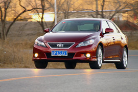 丰田锐志深度测试