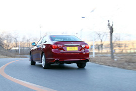 丰田锐志深度测试