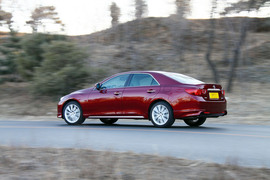 丰田锐志深度测试