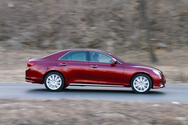 丰田锐志深度测试