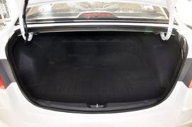 2011款起亚福瑞迪1.6L