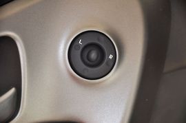 2011款起亚福瑞迪1.6L