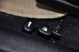2011款起亚福瑞迪1.6L