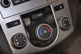 2011款起亚福瑞迪1.6L