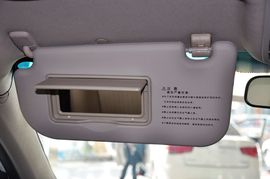 2011款起亚狮跑