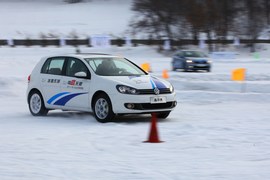 2011年一汽大众冰雪试驾