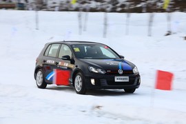 2011年一汽大众冰雪试驾
