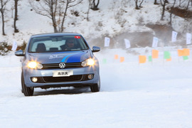 2011年一汽大众冰雪试驾