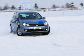 2011年一汽大众冰雪试驾