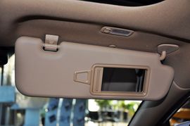 2011款北京现代索纳塔八2.0L