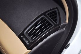 2011款北京现代索纳塔八2.0L
