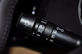 2011款北京现代索纳塔八2.0L