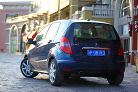 2010款奔驰A180深度试驾实拍