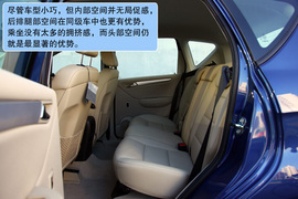 2010款奔驰A180深度试驾实拍