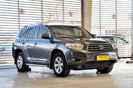 2009款广汽丰田汉兰达2.7L两驱至尊版