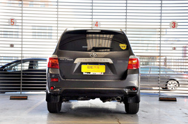 2009款广汽丰田汉兰达2.7L两驱至尊版