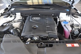 2011款奥迪A4L