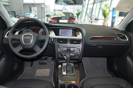 2011款奥迪A4L