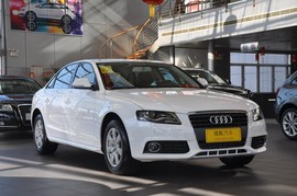 2011款奥迪A4L
