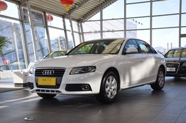 2011款奥迪A4L