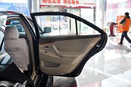 2010款丰田凯美瑞Hybrid