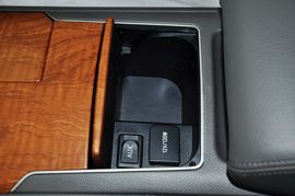 2010款丰田凯美瑞Hybrid
